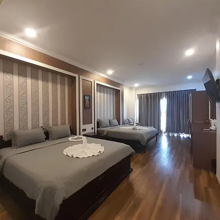 4 Rivers Hotel Phnom Penh Exterior photo