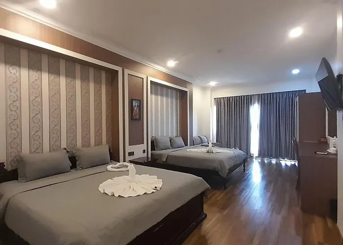 4 Rivers Hotel