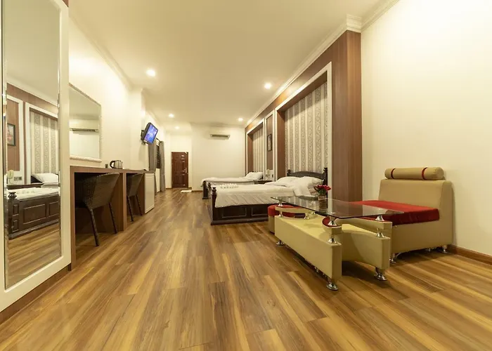 4 Rivers Hotel
