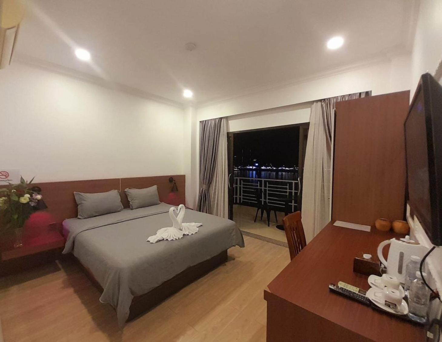 4 Rivers Hotel 3*