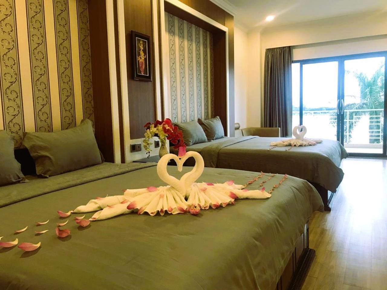 Hotel 4 Rivers Hotel