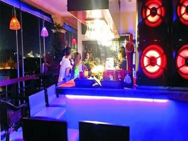 Hotel 4 Rivers Hotel