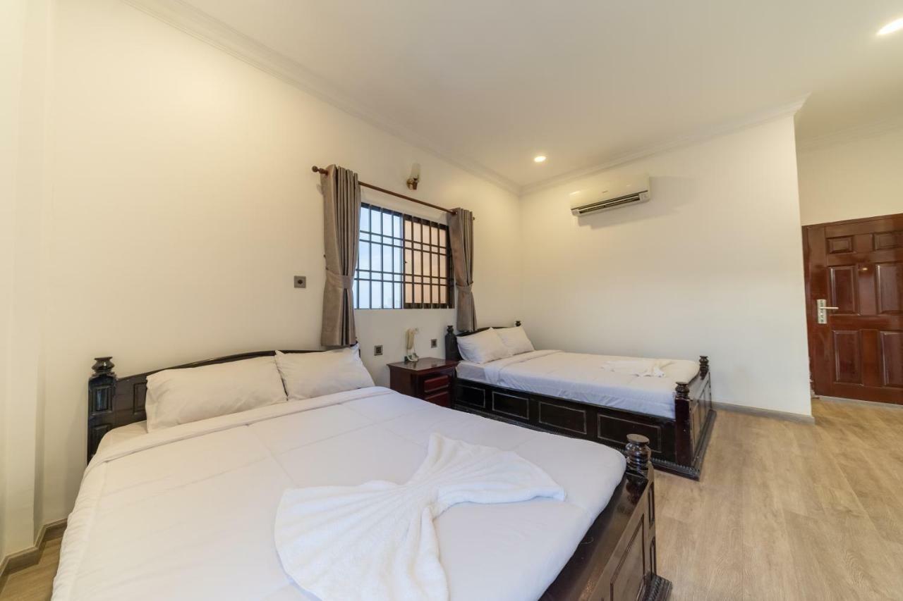 4 Rivers Hotel 3*