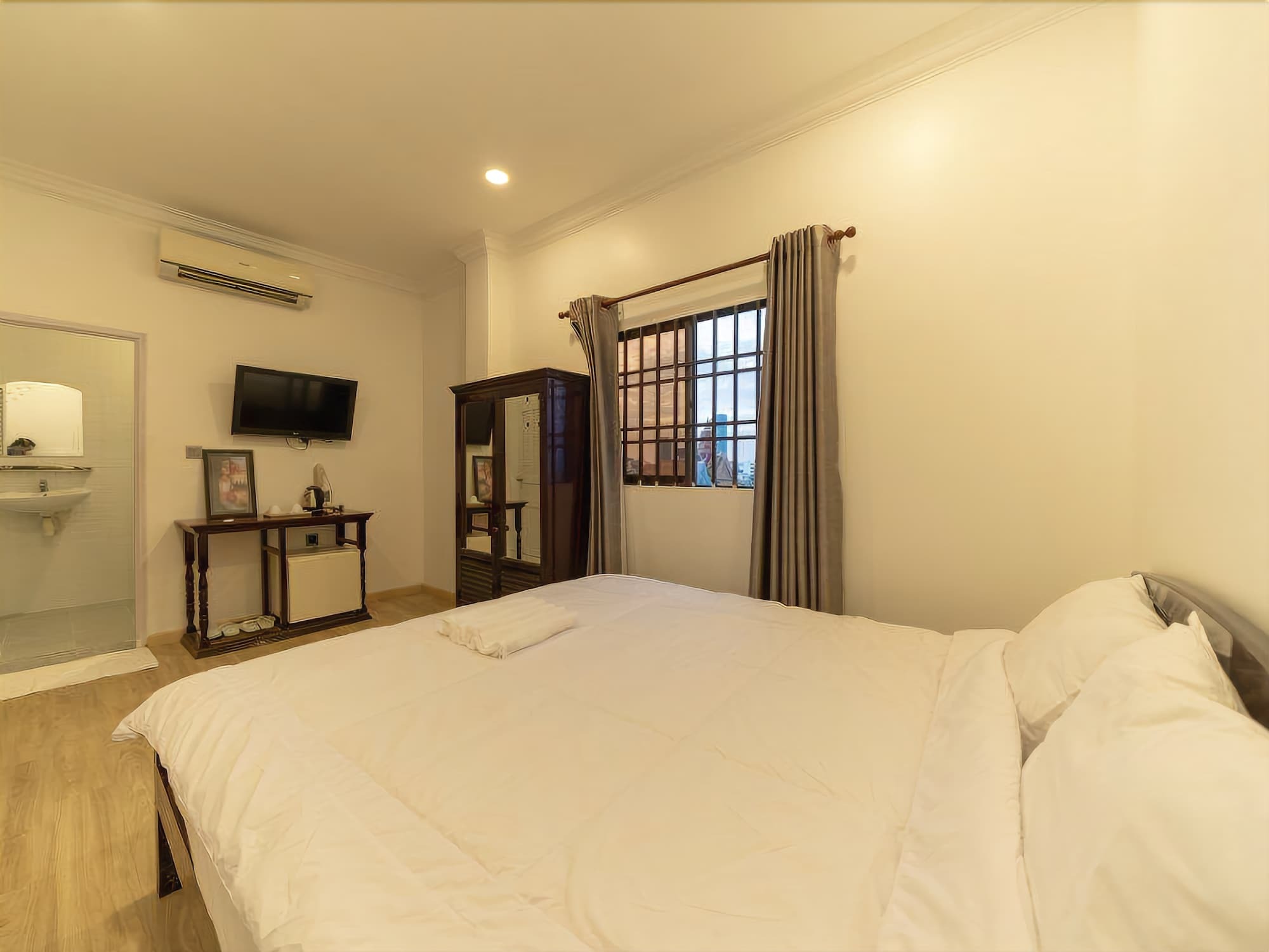 4 Rivers Hotel Hotel 3*